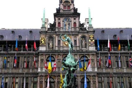 El Ayuntamiento de Amberes El Ayuntamiento de Amberes