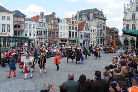 La procesión de Hanswijk, en Malinas La procesión de Hanswijk, en Malinas