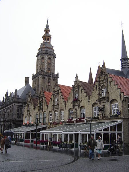 Veurne, la perla flamenca Veurne, la perla flamenca