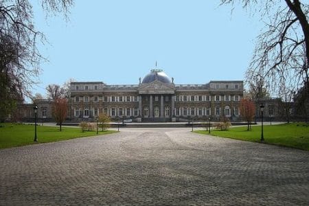 El Castillo Real de Laeken en Bruselas