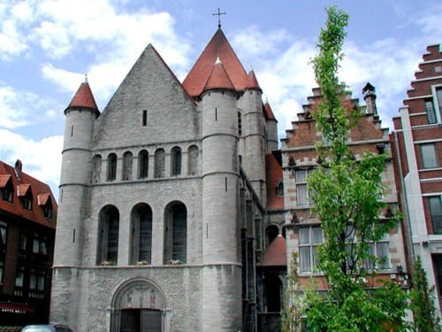 La Iglesia de San Quintín en Tournai