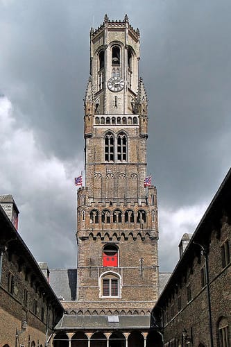 El Campanario de las Hallen, Belfort en Brujas