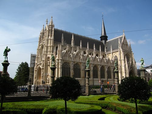 La Iglesia de Notre Dame du Sablon en Bruselas